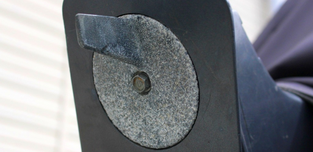 Анод для лодочного мотора