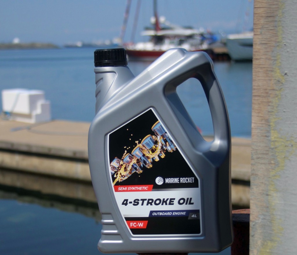 Масло Marine Rocket для лодочных моторов 4 такта
