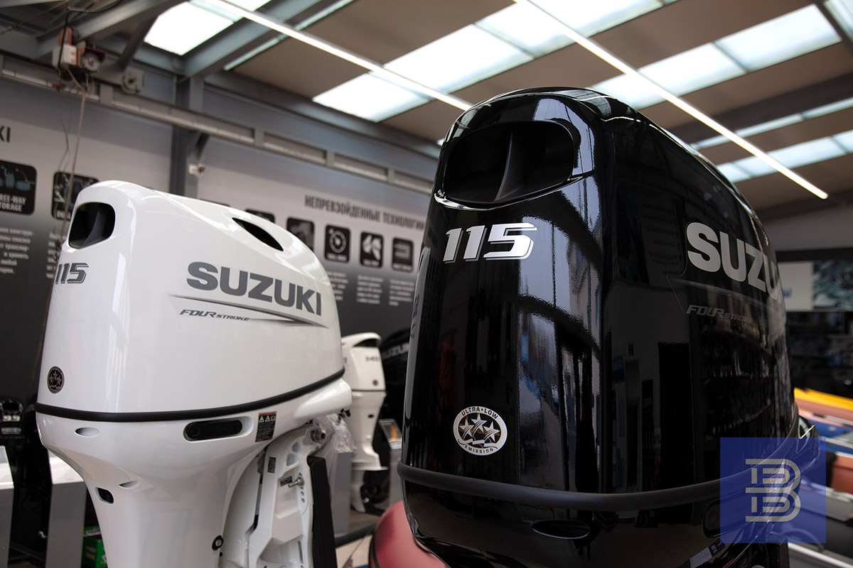 Новые моторы Suzuki DF115B белый, черный