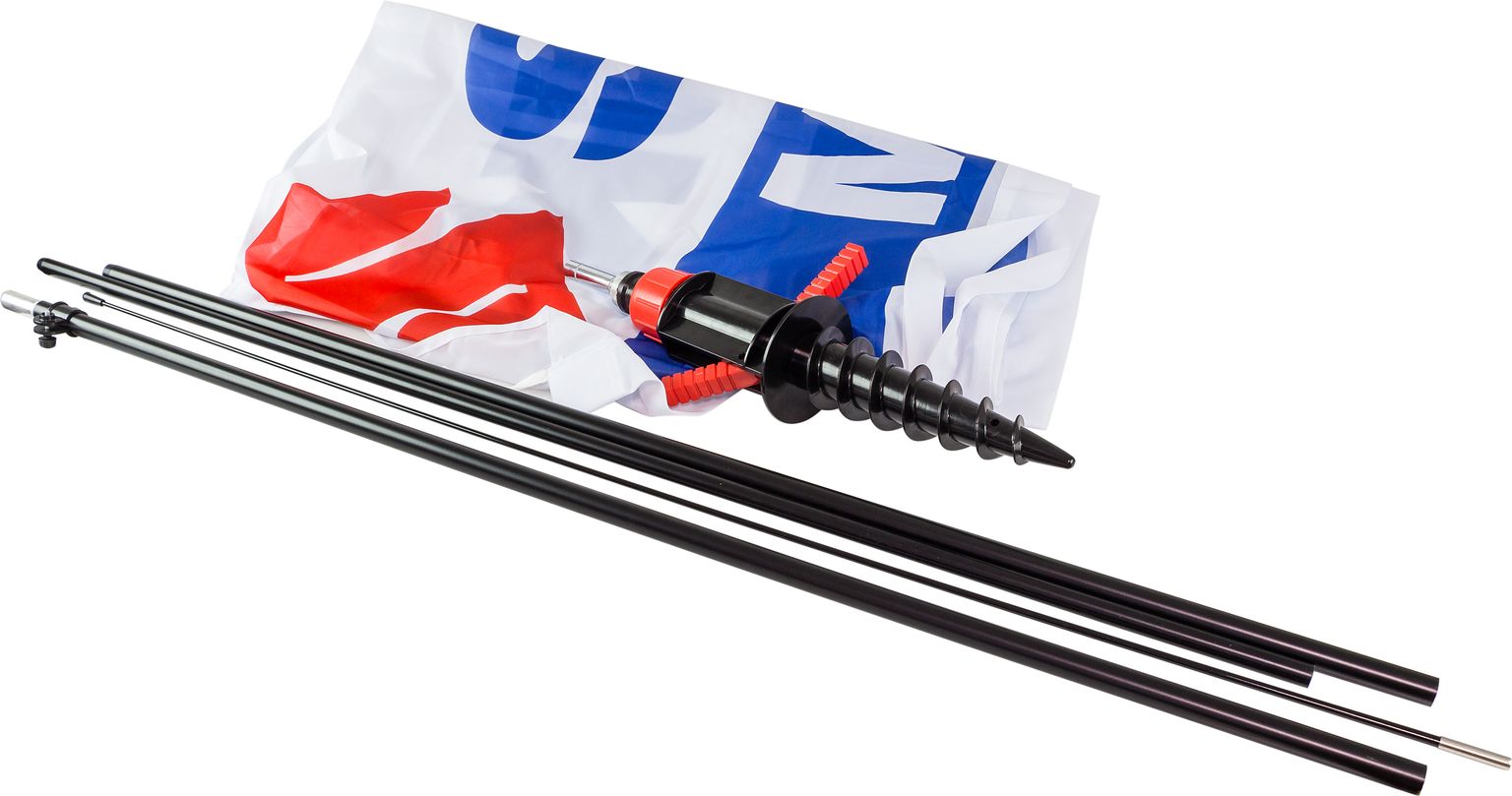 Флаг SUZUKI MARINE на флагштоке 45м левое расположение логотипа flag-SMleft