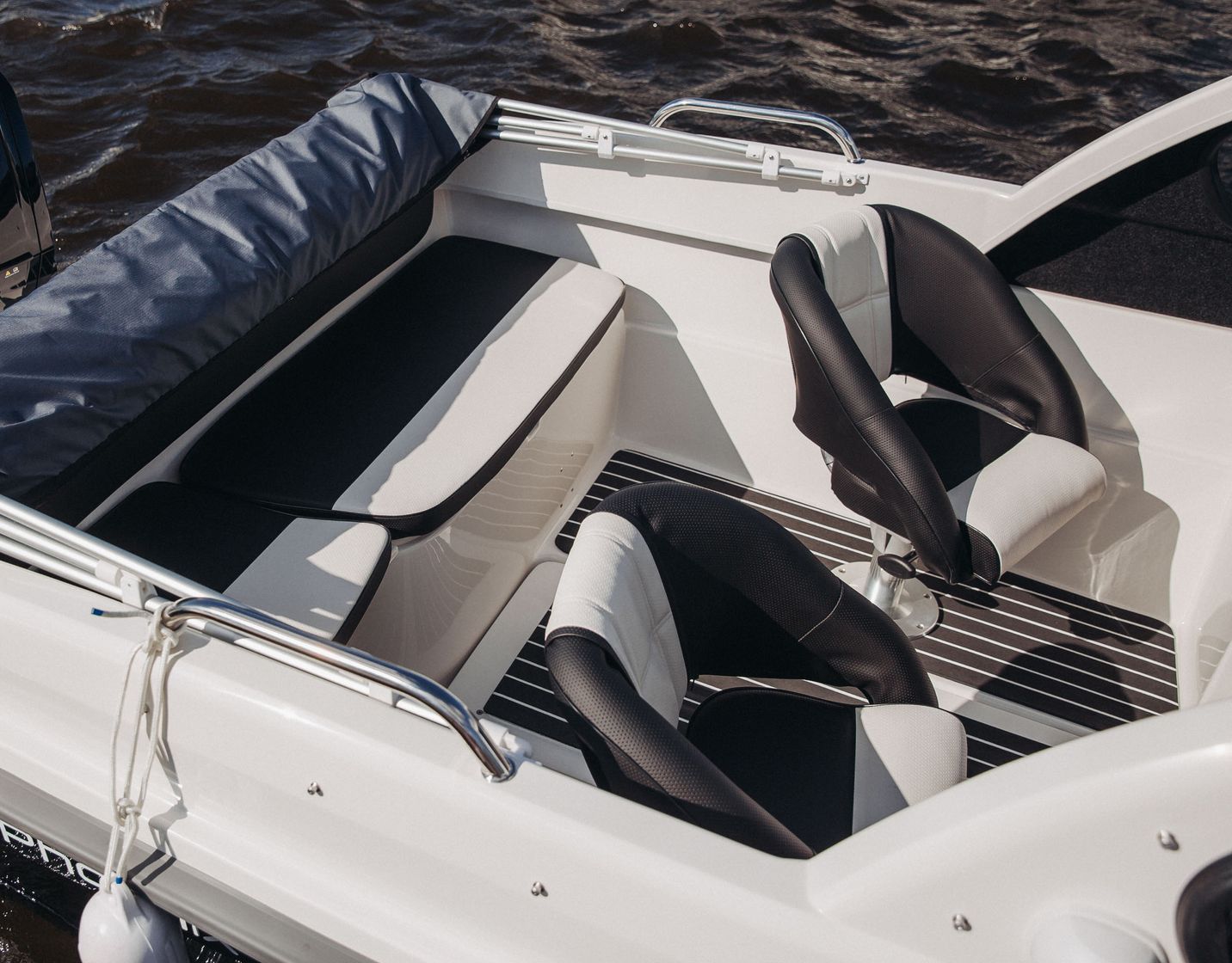 Катер Феникс 530 HT с мотором Suzuki DF90ATL KITPH36