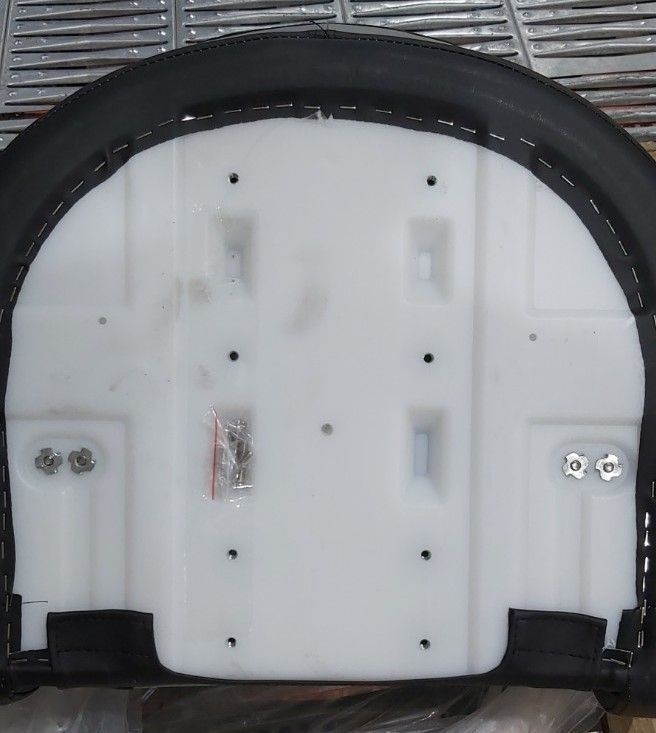 Кресло с болстером обивка черныйсерый винил MR00192040