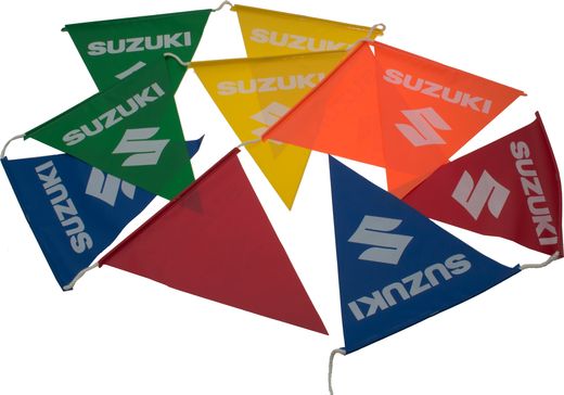 Флажки Suzuki 10шт. треугольные