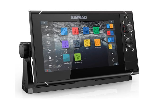 Картплоттер SIMRAD NSS9 EVO3