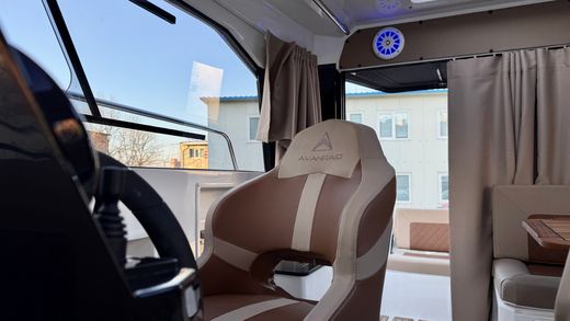 Катер AVANRAID A850 ADVENTURE с Suzuki DF300APX