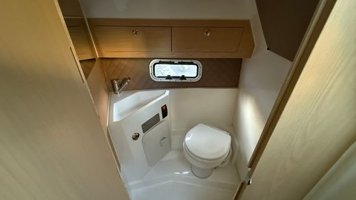 Катер AVANRAID A850 ADVENTURE