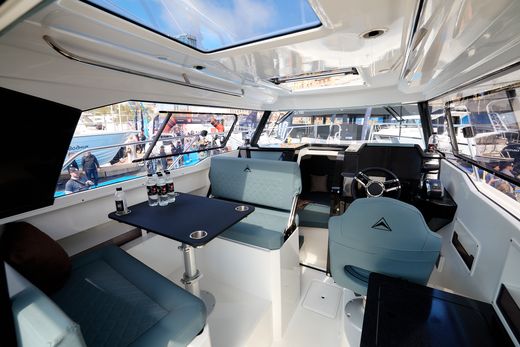 Катер AVANRAID A850 ADVENTURE