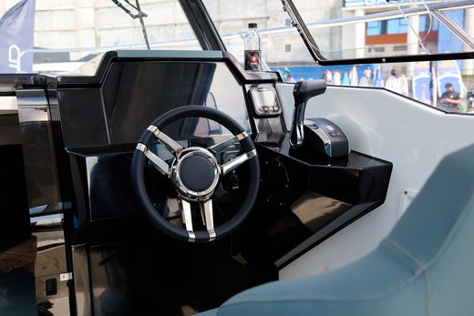 Катер AVANRAID A850 ADVENTURE