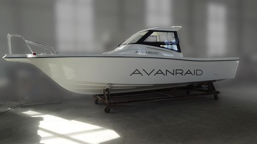 Катер AVANRAID F270