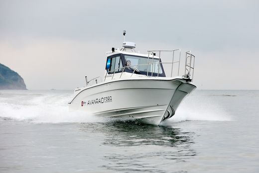 Катер AVANRAID F320 FISHMASTER с Suzuki 2хDF200ATX/AZX