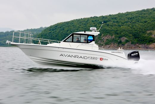 Катер AVANRAID F320 FISHMASTER с Suzuki 2хDF200ATX/AZX