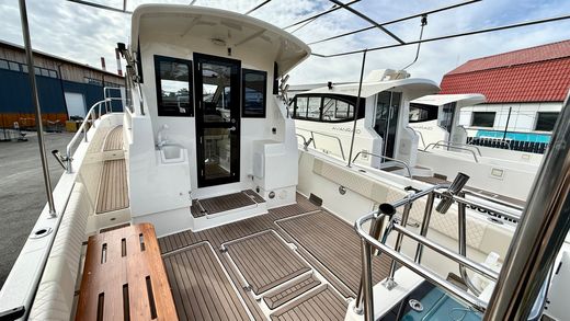 Катер AVANRAID F380 KATRAN с Suzuki 2хDF325ATX