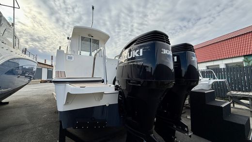 Катер AVANRAID F400 FORTUNA с Suzuki 2хDF300APX