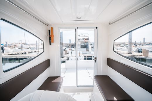 Катер AVANRAID F400 FORTUNA