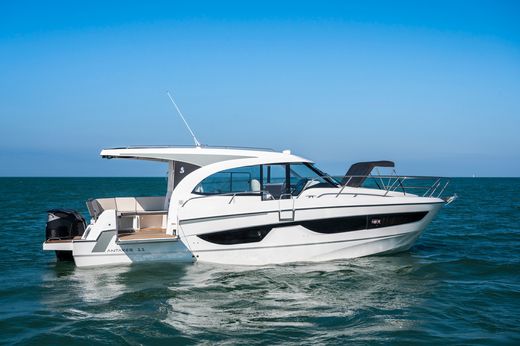 Катер BENETEAU ANTARES 11 с Suzuki 2хDF300APXX