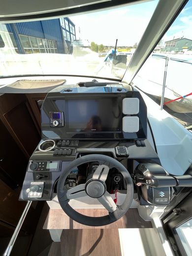 Катер BENETEAU ANTARES 11 с Suzuki 2хDF300APXX