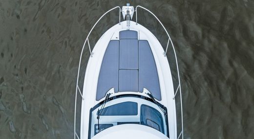 Катер Beneteau Antares 9 OB