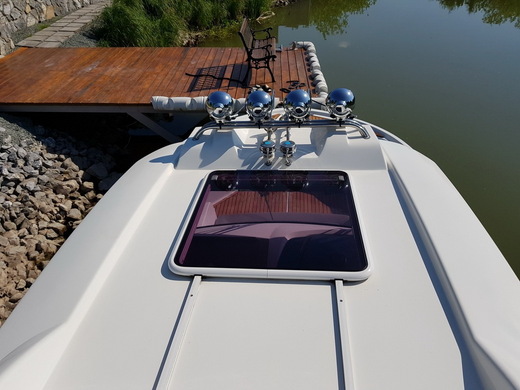 Катер Beneteau Barracuda 9 Fly c моторами 225 л.с.