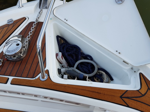 Катер Beneteau Barracuda 9 Fly c моторами 225 л.с.