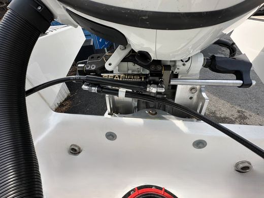 Катер Феникс 700 Cabin белый с Suzuki DF200ATX