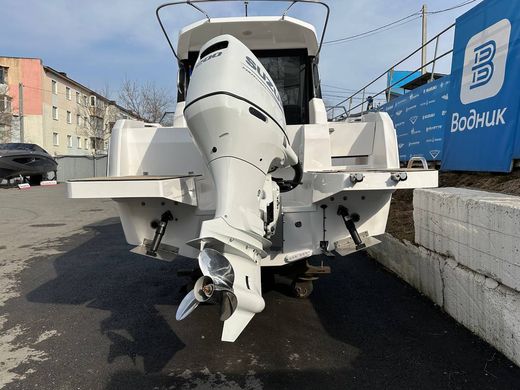 Катер Феникс 700 Cabin белый с Suzuki DF200ATX