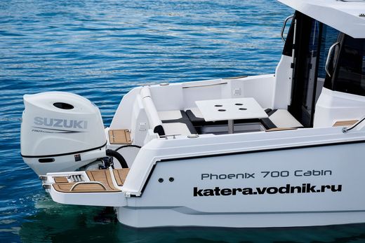 Катер Феникс 700 Cabin белый с Suzuki DF200ATX