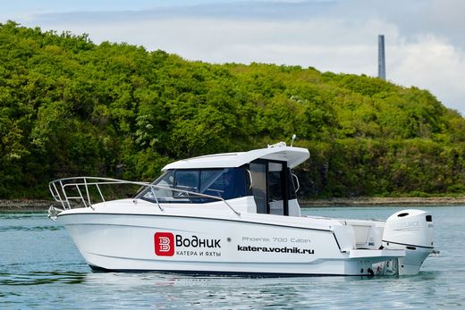 Катер Феникс 700 Cabin белый