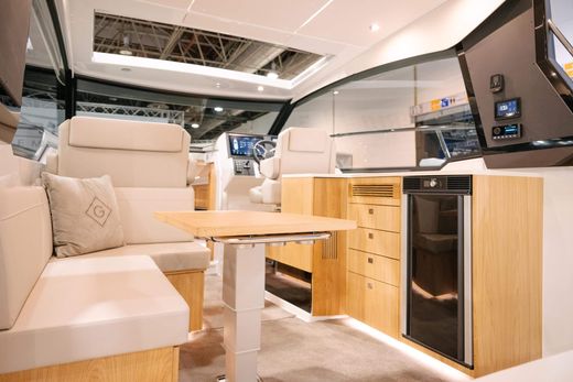 Катер Finnmaster F11