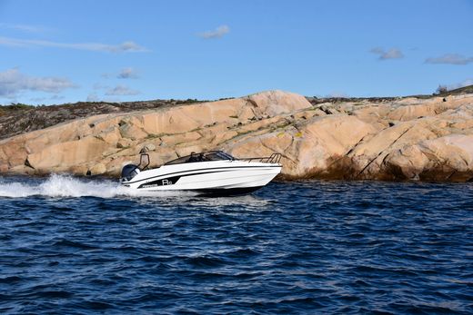 Катер Finnmaster R6