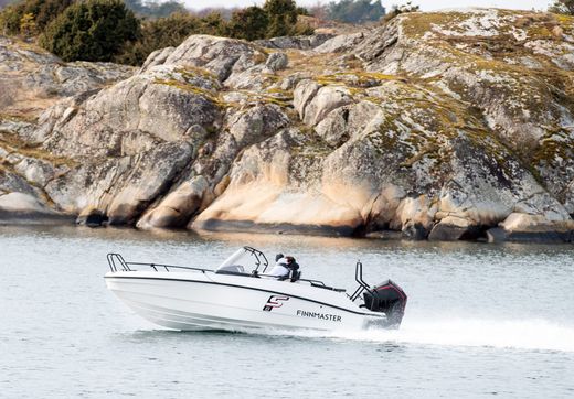 Катер Finnmaster S6