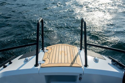 Катер Finnmaster S6