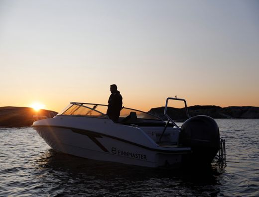 Катер Finnmaster T6