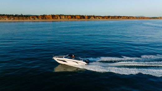 Катер Finnmaster T8