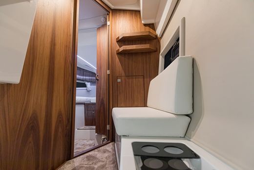 Катер Grandezza 30 OC