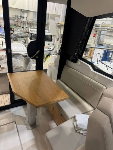 Катер Grandezza 30 OUTBOARD с моторами 2х300