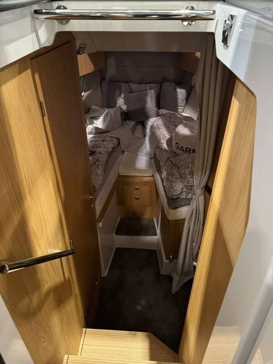 Катер Grandezza 30 OUTBOARD с моторами 2х300