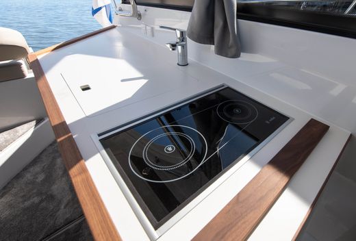 Катер Grandezza 34 OC