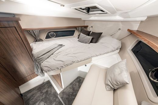 Катер Grandezza 34 OC