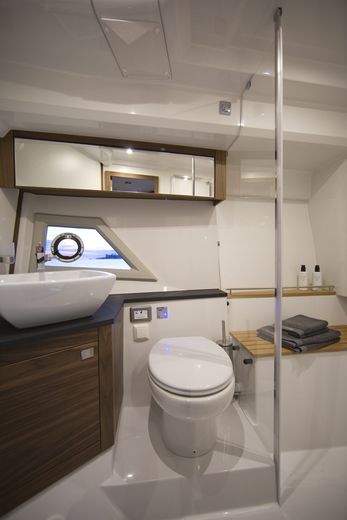 Катер Grandezza 37 CA