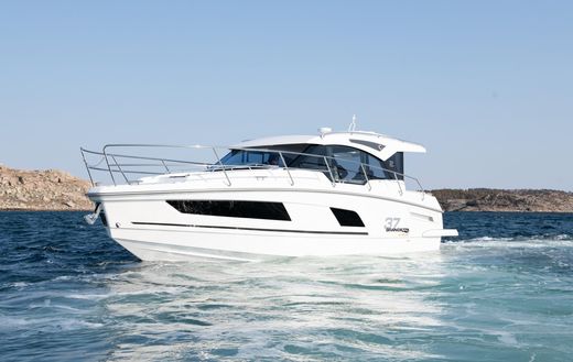 Катер Grandezza 37 Outboard