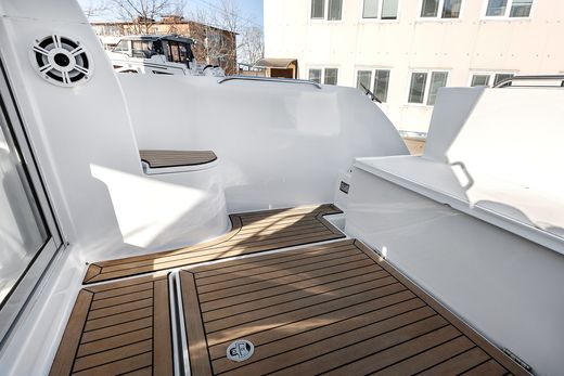 Катер HAMMERTONE 25 HT с мотором Suzuki DF200TX