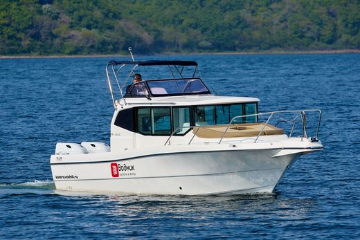 Катер New Japan Marine NSB28 с Suzuki 2хDF140BTGX/BZGX