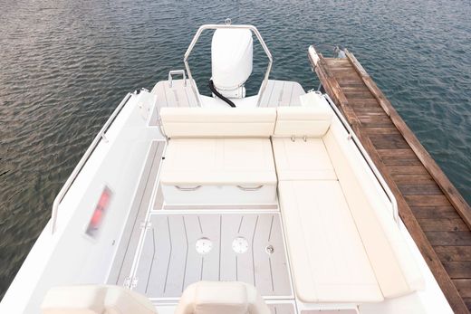 Катер QUARKEN 27 Open