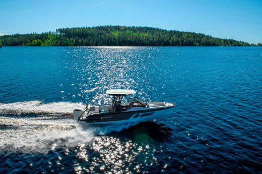 Катер QUARKEN 27 T-Top V2 Onyx