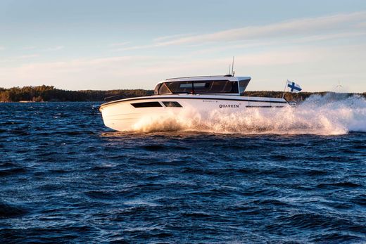 Катер QUARKEN 35 Cabin Tourer