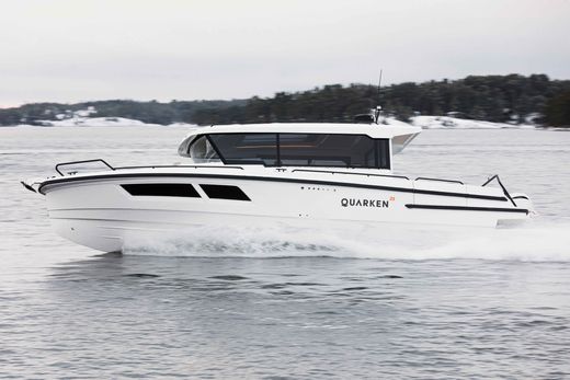 Катер QUARKEN 35 Cabin Tourer