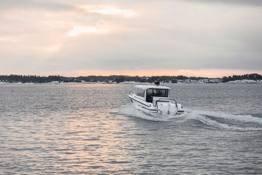 Катер QUARKEN 35 Cabin Tourer