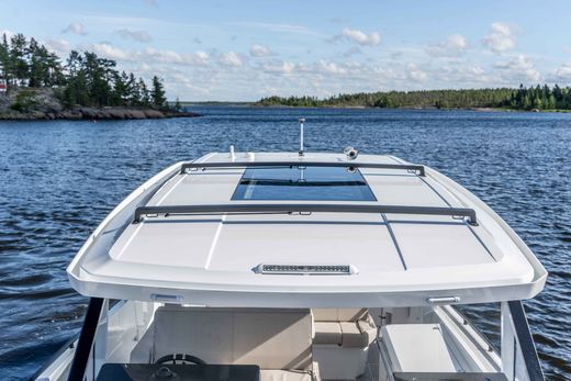 Катер QUARKEN 35 Sport Tourer