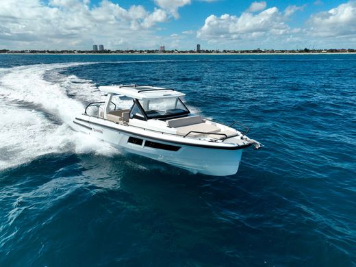 Катер QUARKEN 35 Sport Tourer