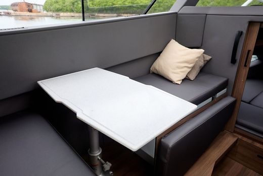 Катер Victory A8 с Suzuki 2хDF200APX